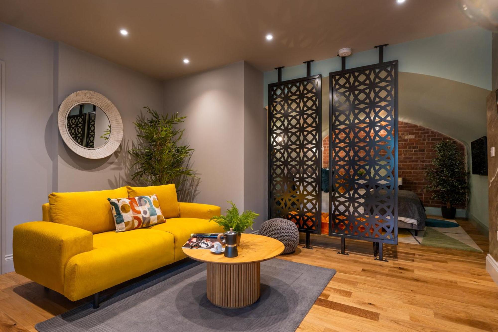 Commandery Vaults - Luxury Apartment In City Centre With Sky Tv Worcester Luaran gambar