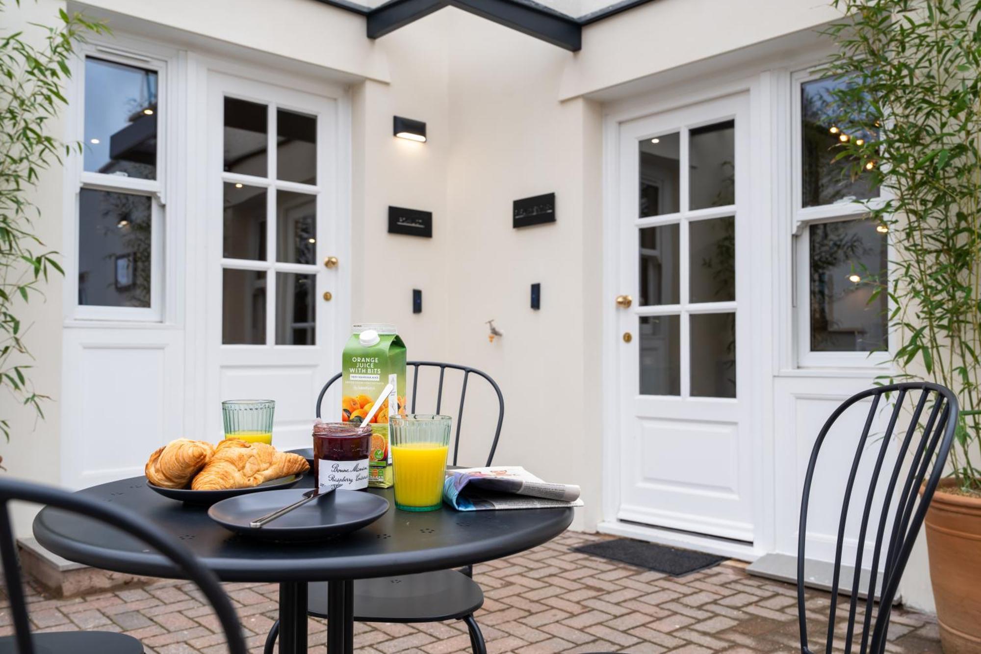 Commandery Vaults - Luxury Apartment In City Centre With Sky Tv Worcester Luaran gambar